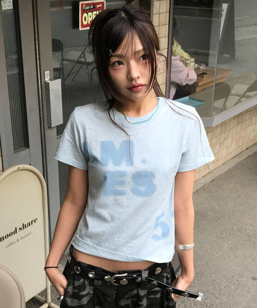SPRAY 52 TYPO TEE - 3 COLORS BLUE