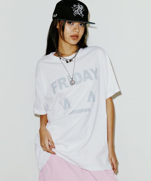 FRIDAY TEE WHITE - 2 COLORS