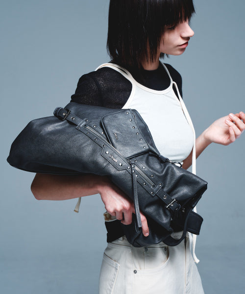 STUD DETAIL POINT POCKET BAG - 2 COLORS GREY