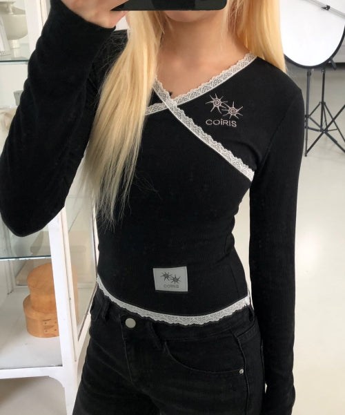 LACE CROSS V-NECK LONG SLEEVE TEE - 4 COLORS BLACK