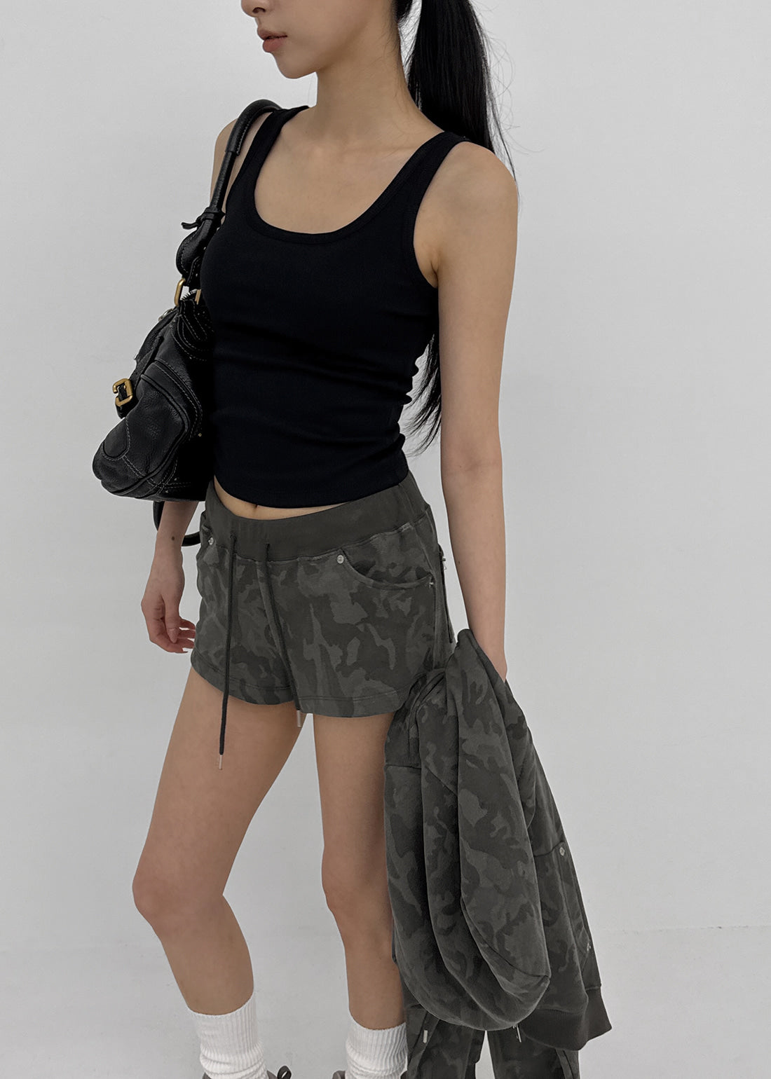 U-NECK RIBBED TANK - 3 COLORS 9