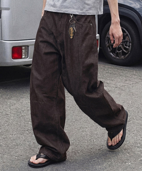 NON-FADE CURVED DENIM PANTS BROWN