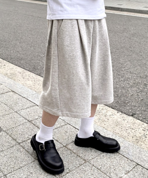 BALLOON CURVED SIDE TUCK BERMUDA PANTS - 2 COLORS MELANGE GREY