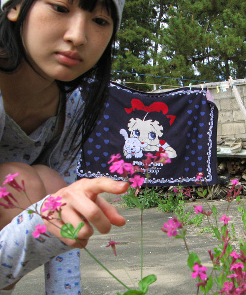 RONRON BETTY BOOP HEART LACE BLANKET - NAVY 1