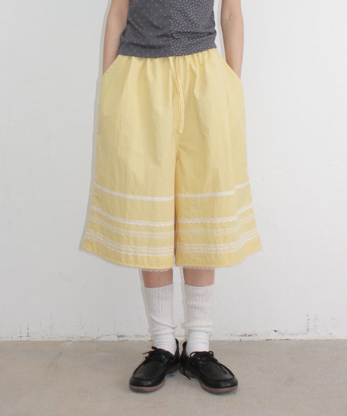 LACE TRIM NYLON BERMUDA SHORTS - 3 COLORS YELLOW
