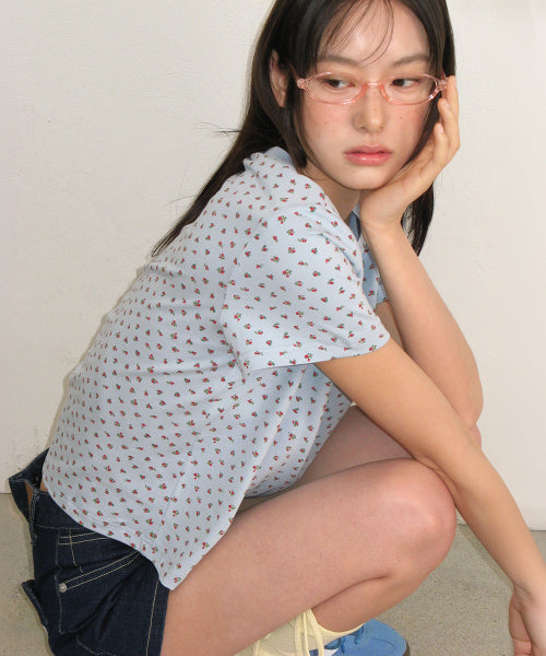 FLORAL MINI LABEL CROP SHORT SLEEVE - 2 COLORS BLUE