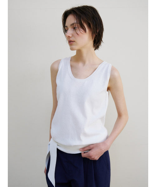 TIE SLEEVELESS KNIT TOP - 2 COLORS WHITE