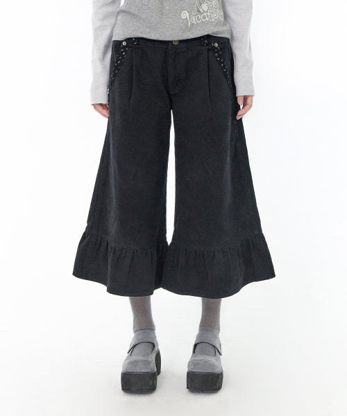 WASHED RUFFLE CAPRI PANTS - 2 COLORS BLACK