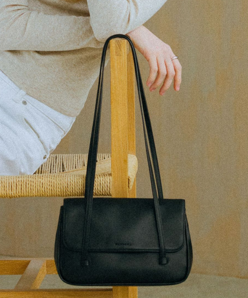 MARHENJ BLACK