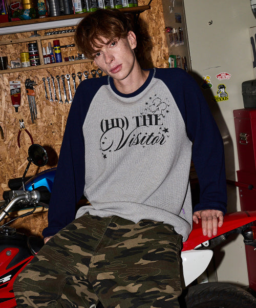 THE VISITOR WAFFLE RAGLAN LONG SLEEVE - 2 COLORS GREY