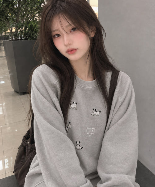 HAPPY PUPPY PATCH PIGMENT RAGLAN SWEATSHIRT - 2 COLORS GHOST GREY