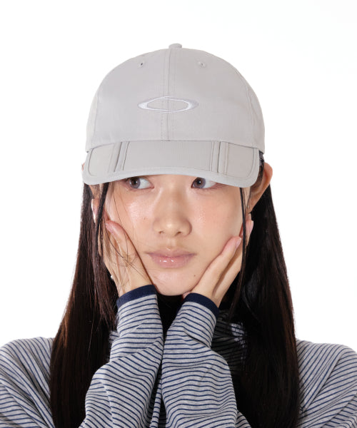 CURVED PANEL CAP - 4 COLORS LIGHT GREY