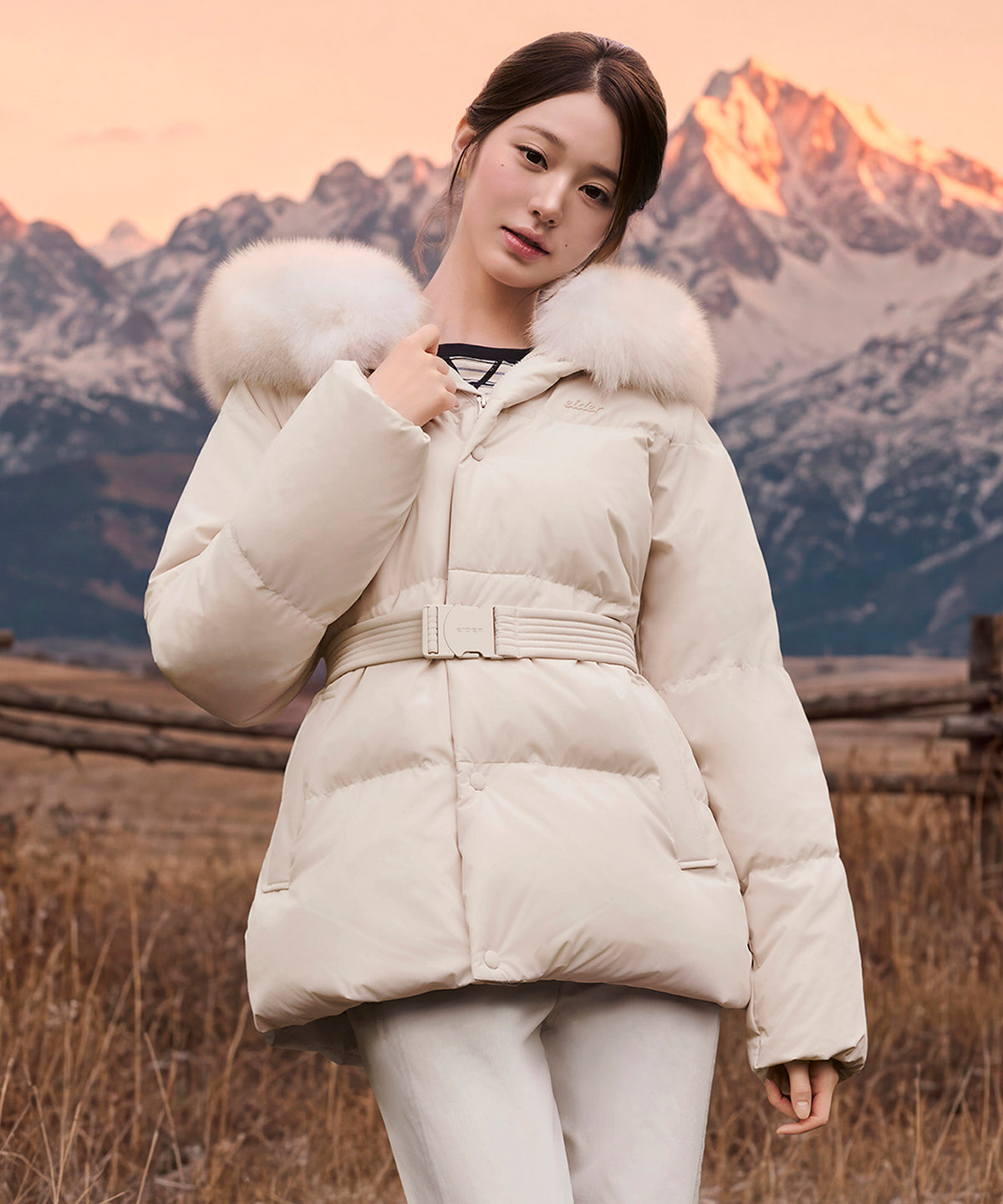 EIDER MONGLIT FOX MIDDLE GOOSE DOWN JACKET OATMEAL WONYOUNG 同款