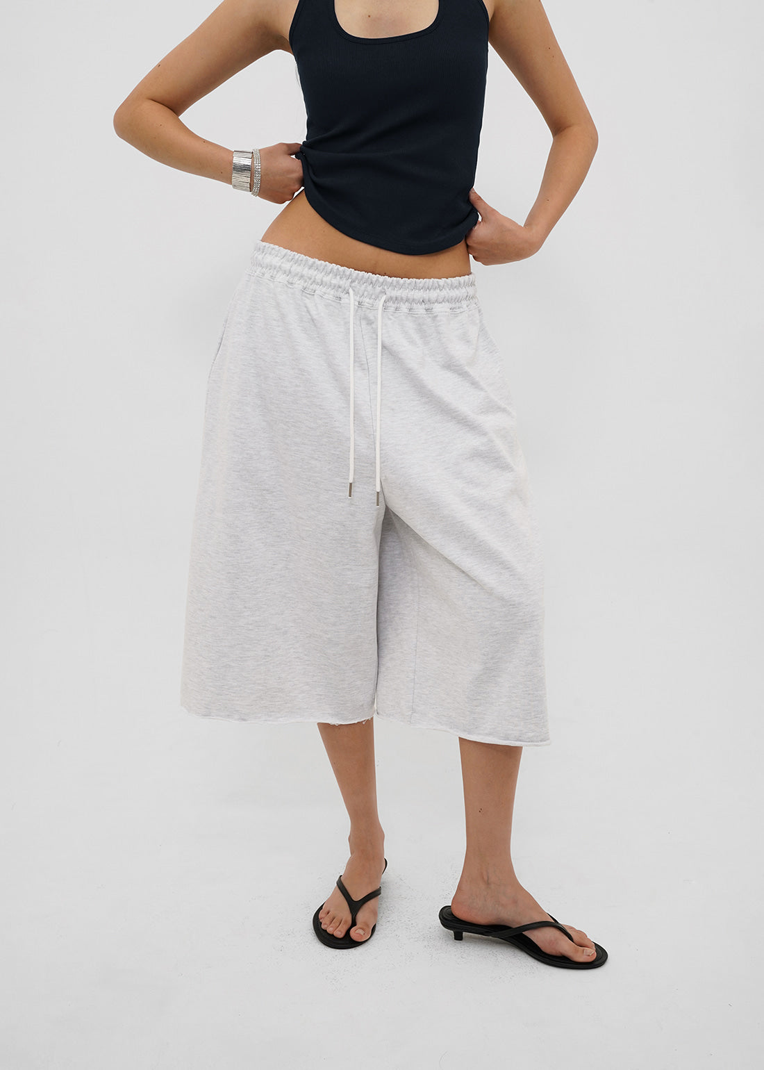 MID SWEAT CUTTING BERMUDA PANTS - 3 COLORS 7