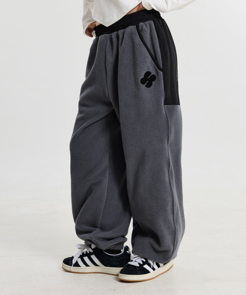 FLEECE COLOR BLOCK BACK LOGO PANTS - 3 COLORS CHARCOAL