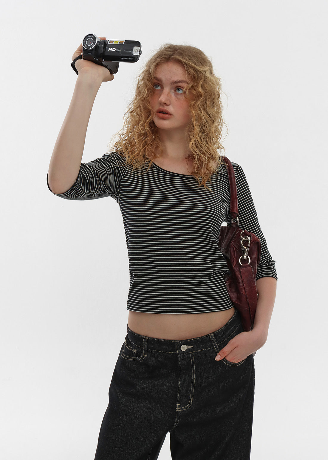 STANDARD U-NECK 3/4 SLEEVE TEE 4