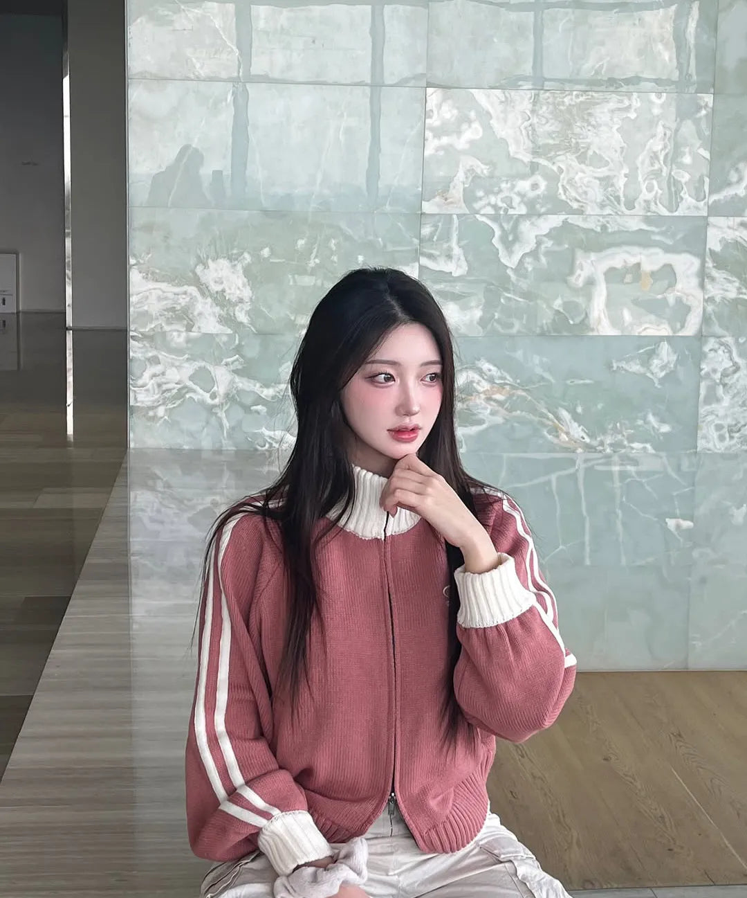 SPORTY TRACK SEMI-CROP KNIT ZIP-UP - PINK