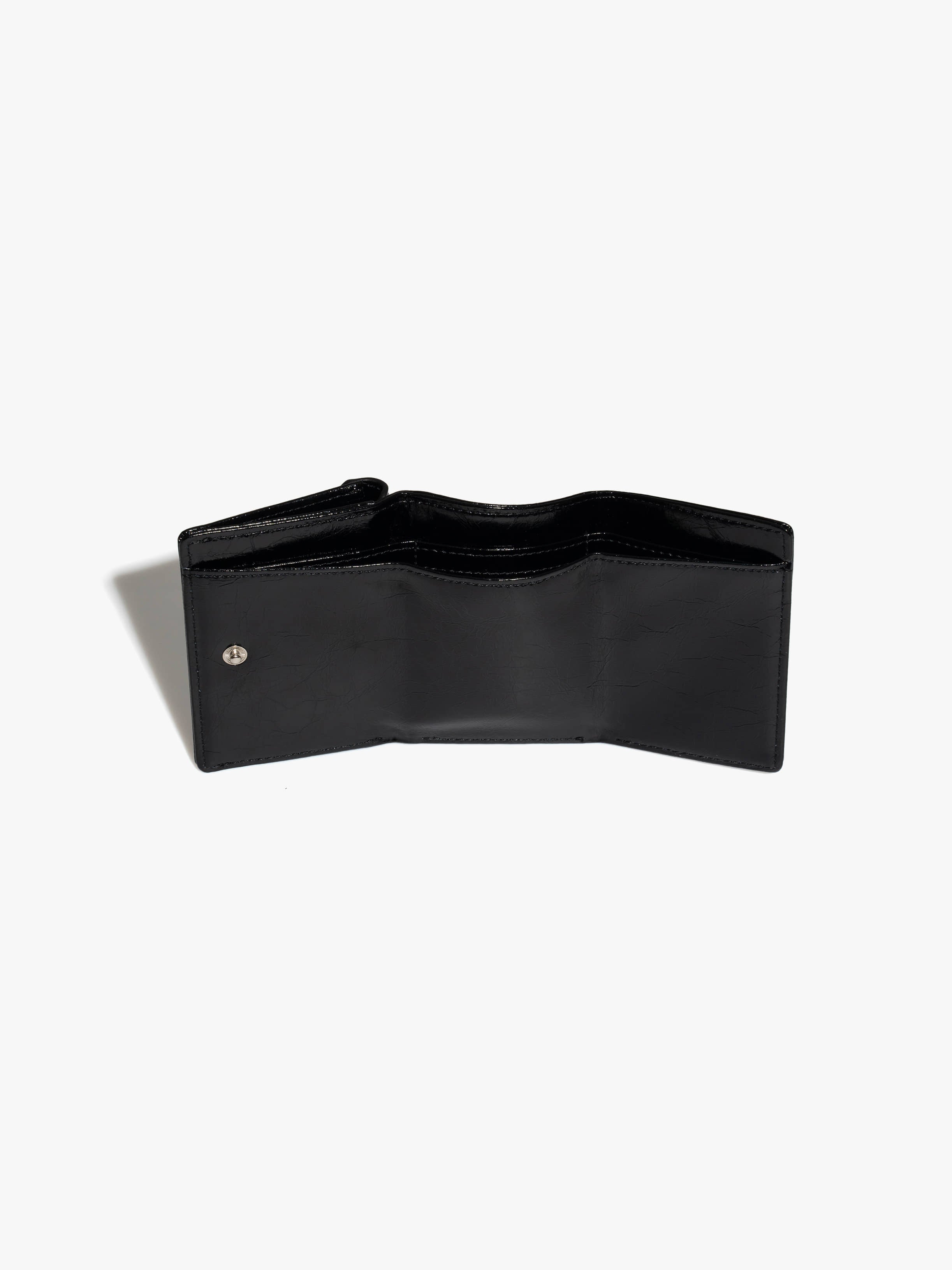 CRINKLE TRIANGLE TRIPLE WALLET - BLACK