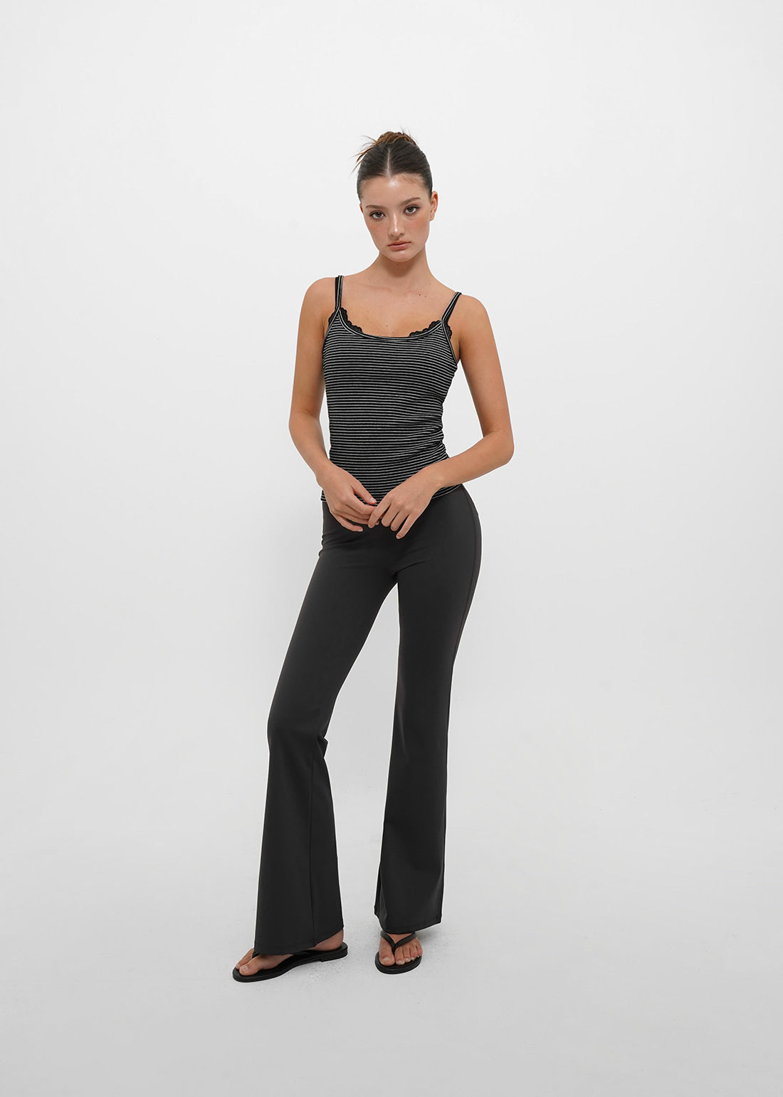 ATHLEISURE BOOTCUT PANTS UPF 50+ - 2 COLORS 4