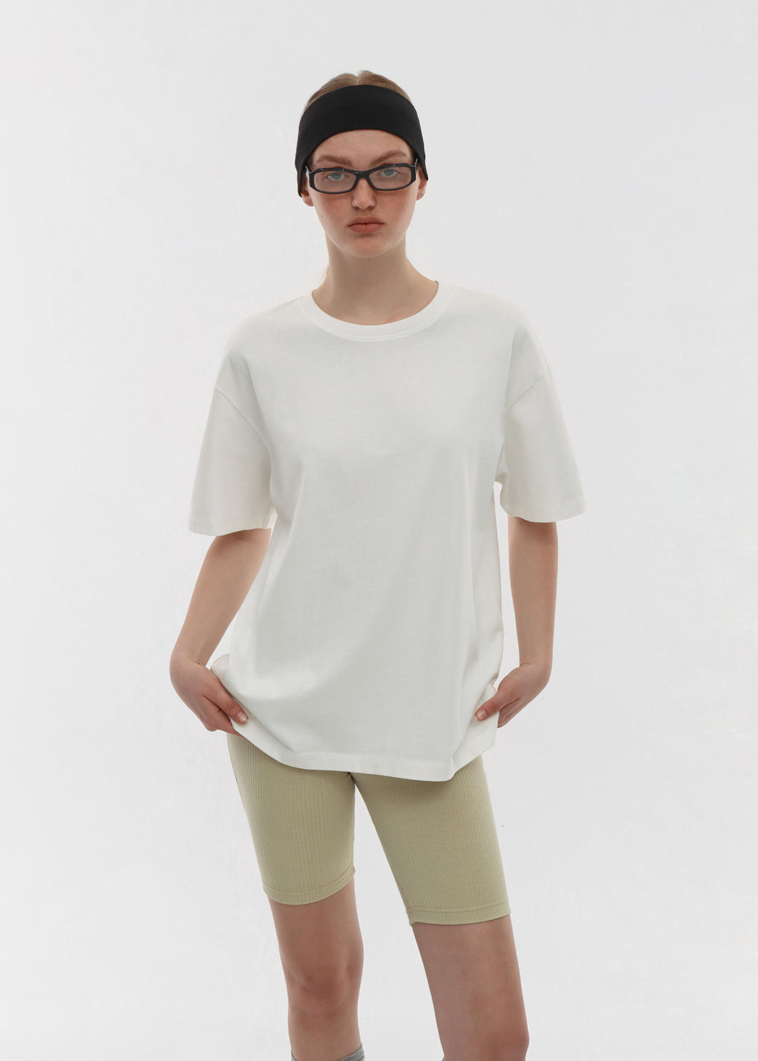 SOLID COTTON SHORT SLEEVE TEE - 2 COLORS 4