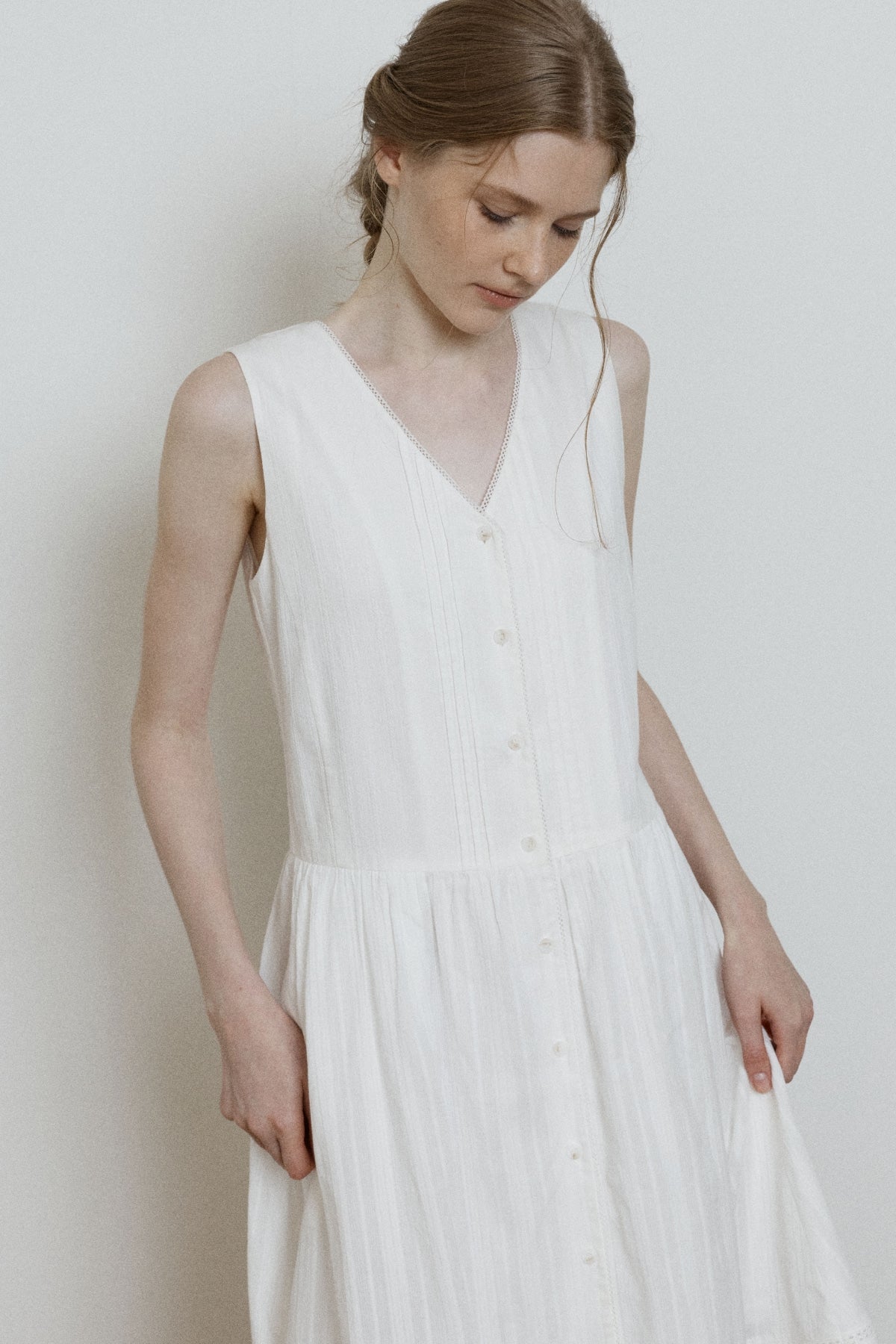【YOONA同款】 EYELET BUTTON LAYERED ONE-PIECE