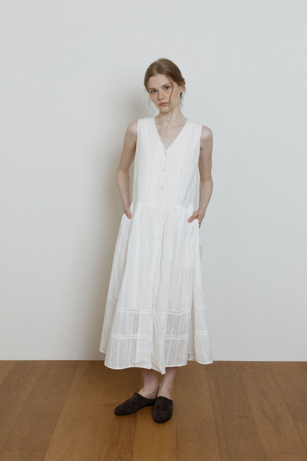 【YOONA同款】 EYELET BUTTON LAYERED ONE-PIECE