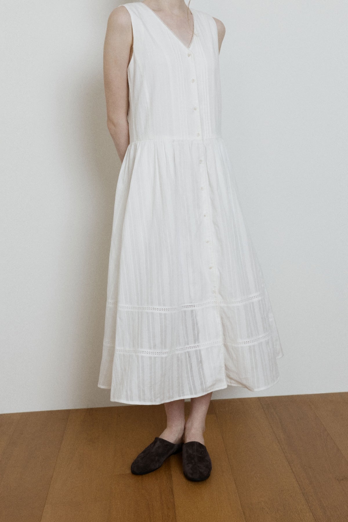 【YOONA同款】 EYELET BUTTON LAYERED ONE-PIECE