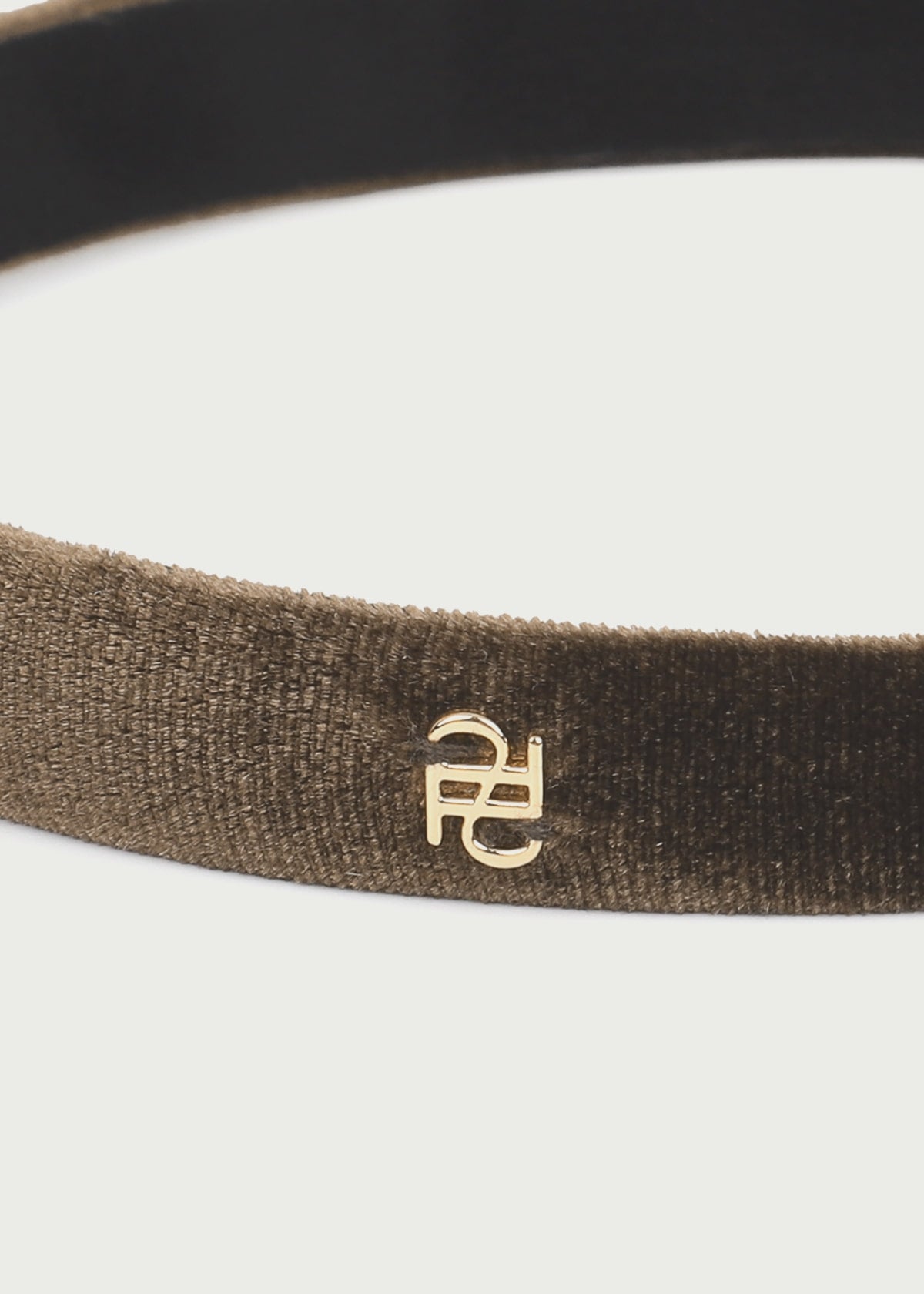 DP LOGO VELVET HAIRBAND