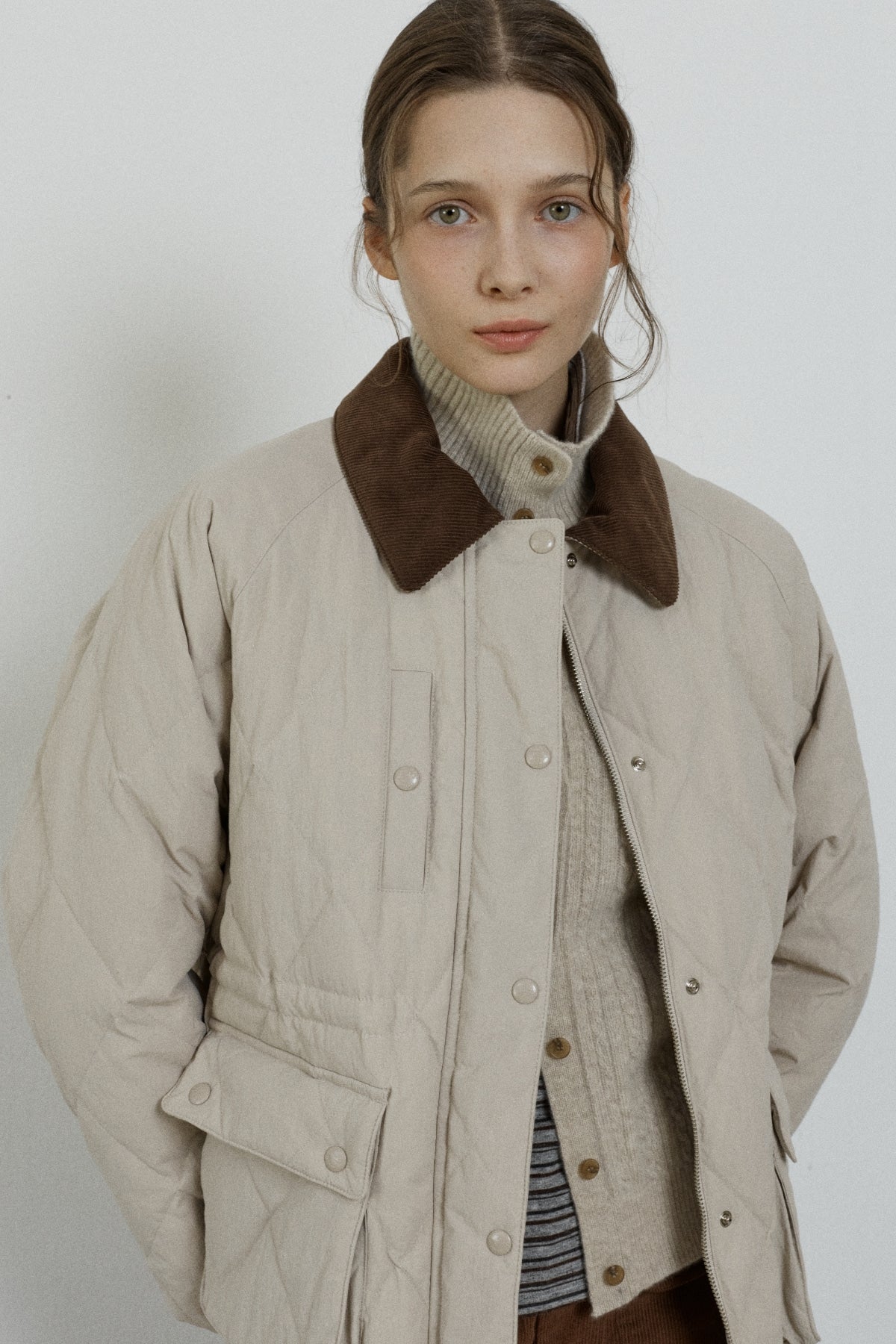 【YOONA同款】 DIAMOND QUILTED HALF JACKET