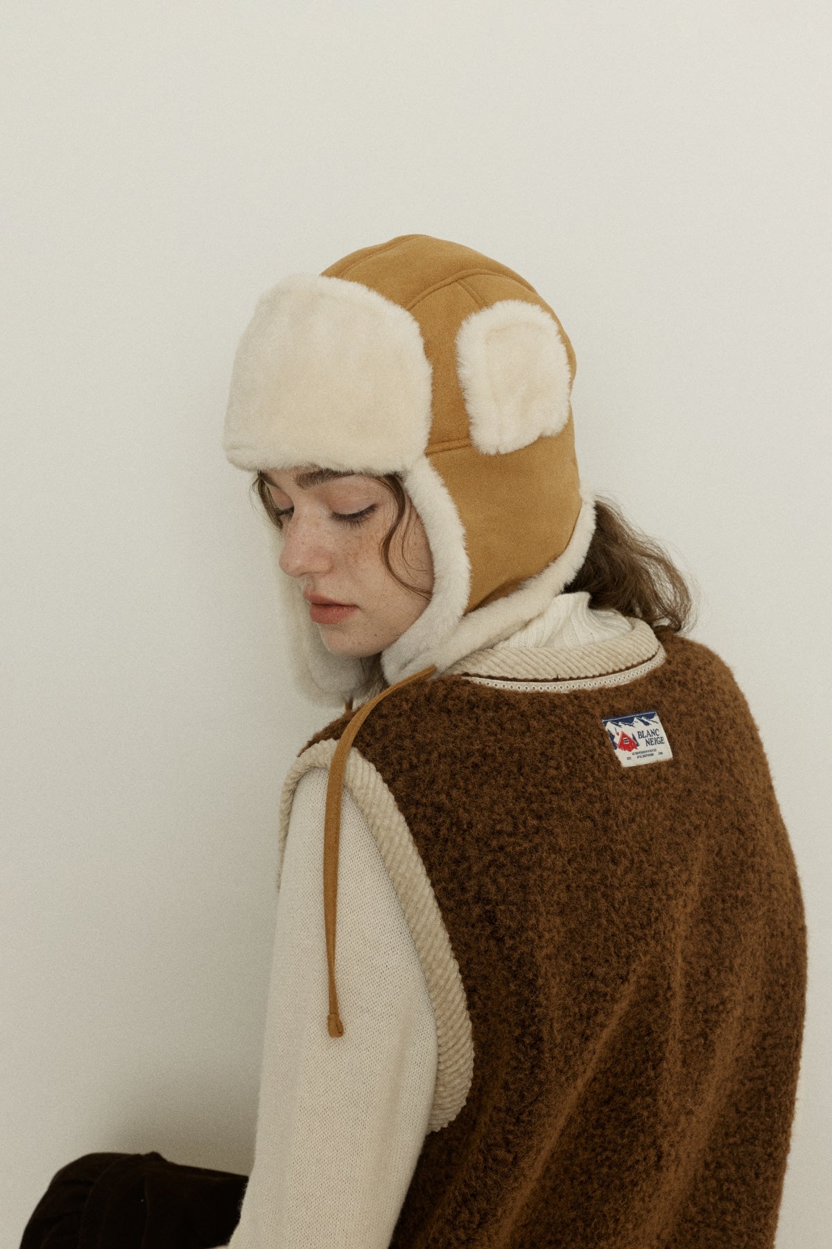 【YOONA同款】 SHEARLING MUSTANG TRAPPER HAT