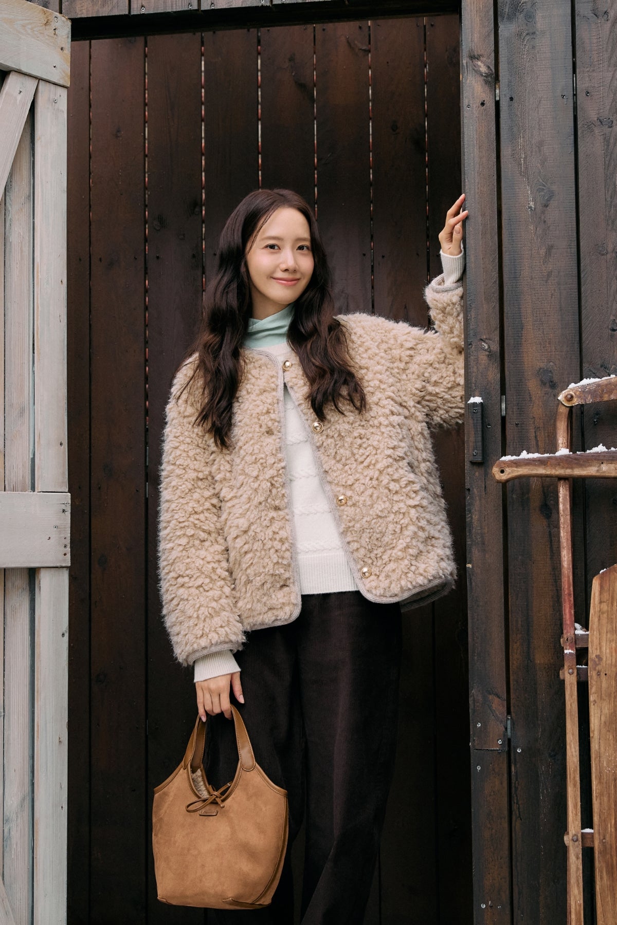 【YOONA同款】 FLUFFY FUR JACKET - LIGHT