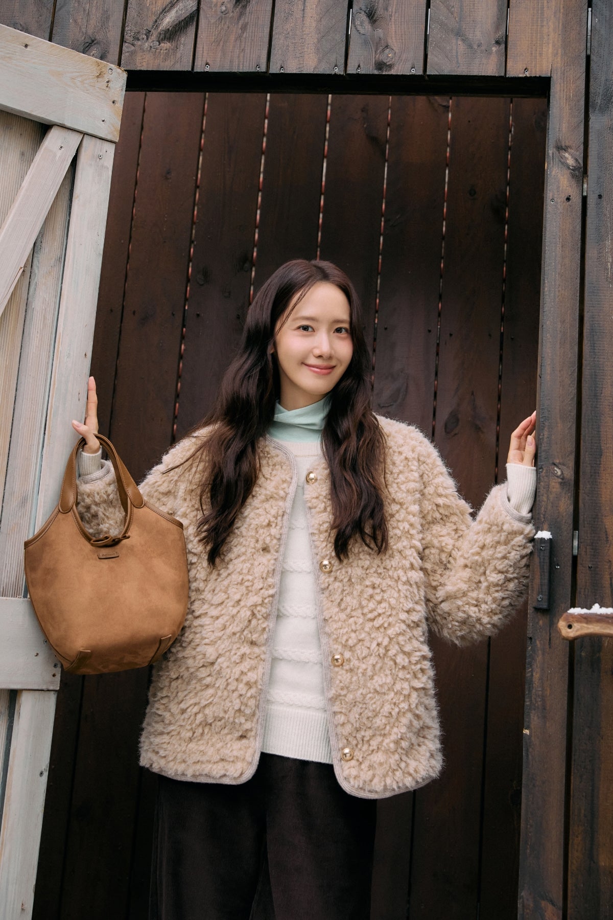 【YOONA同款】 FLUFFY FUR JACKET - LIGHT