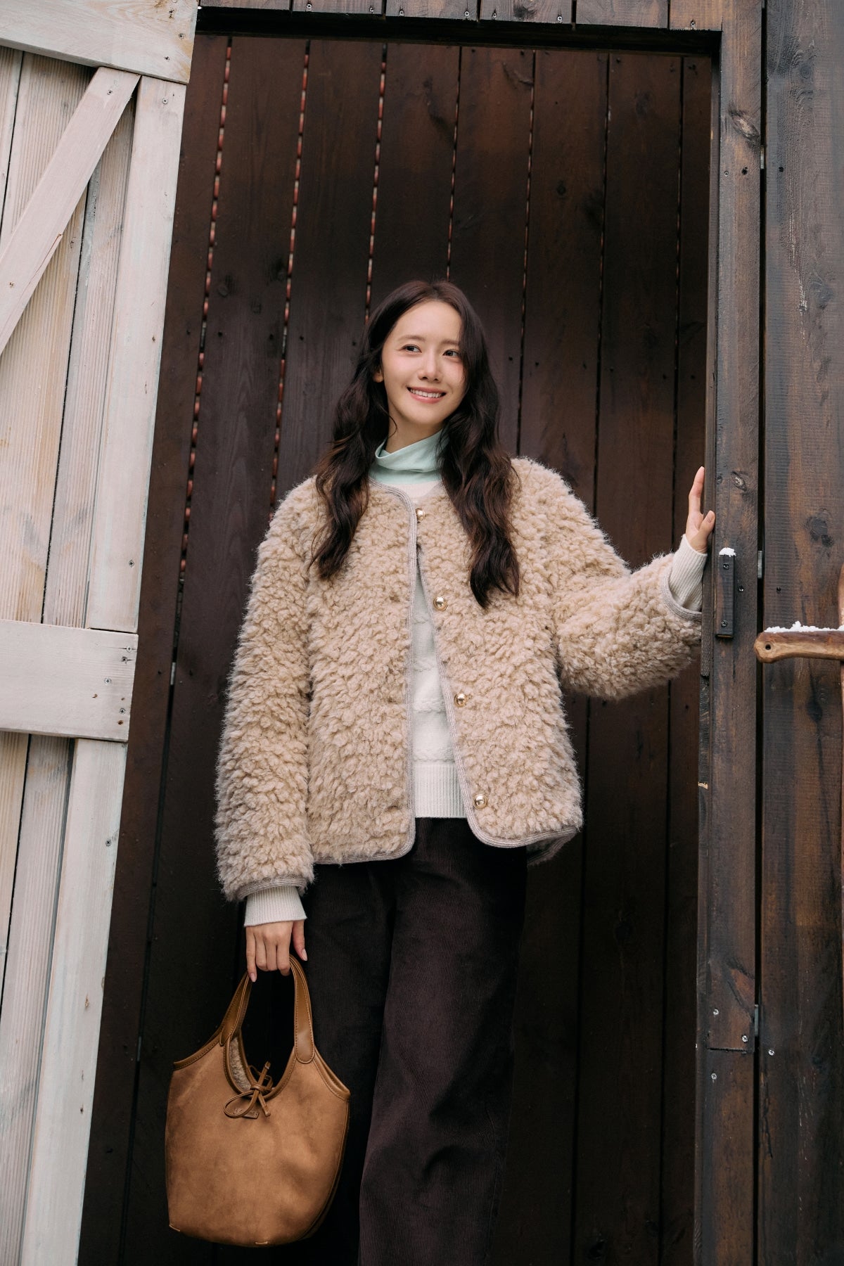 【YOONA同款】 FLUFFY FUR JACKET - LIGHT