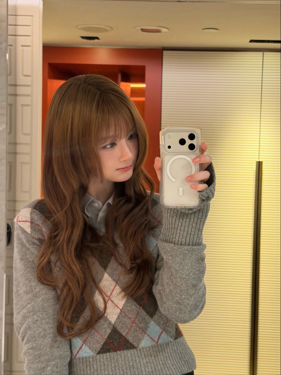 V-NECK WOOL-BLEND KNIT SWEATER #SULLYOON同款!