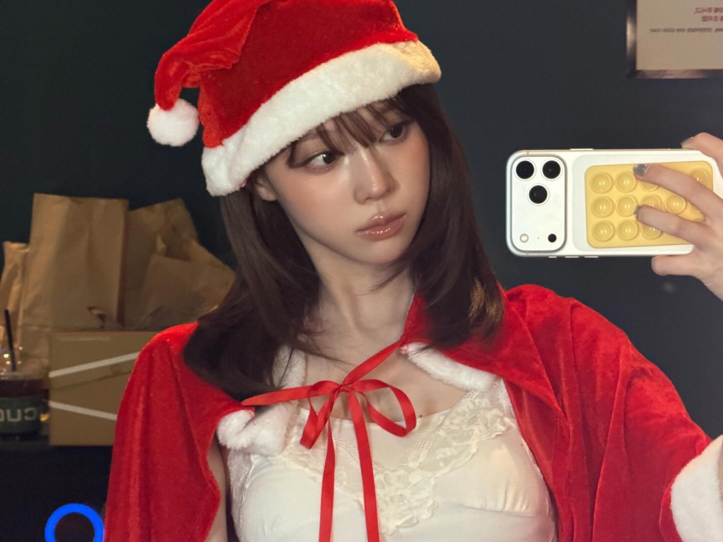 Pop Mount MagSafe Stand (Silicone Suction Pad Stand) #WINTER同款!