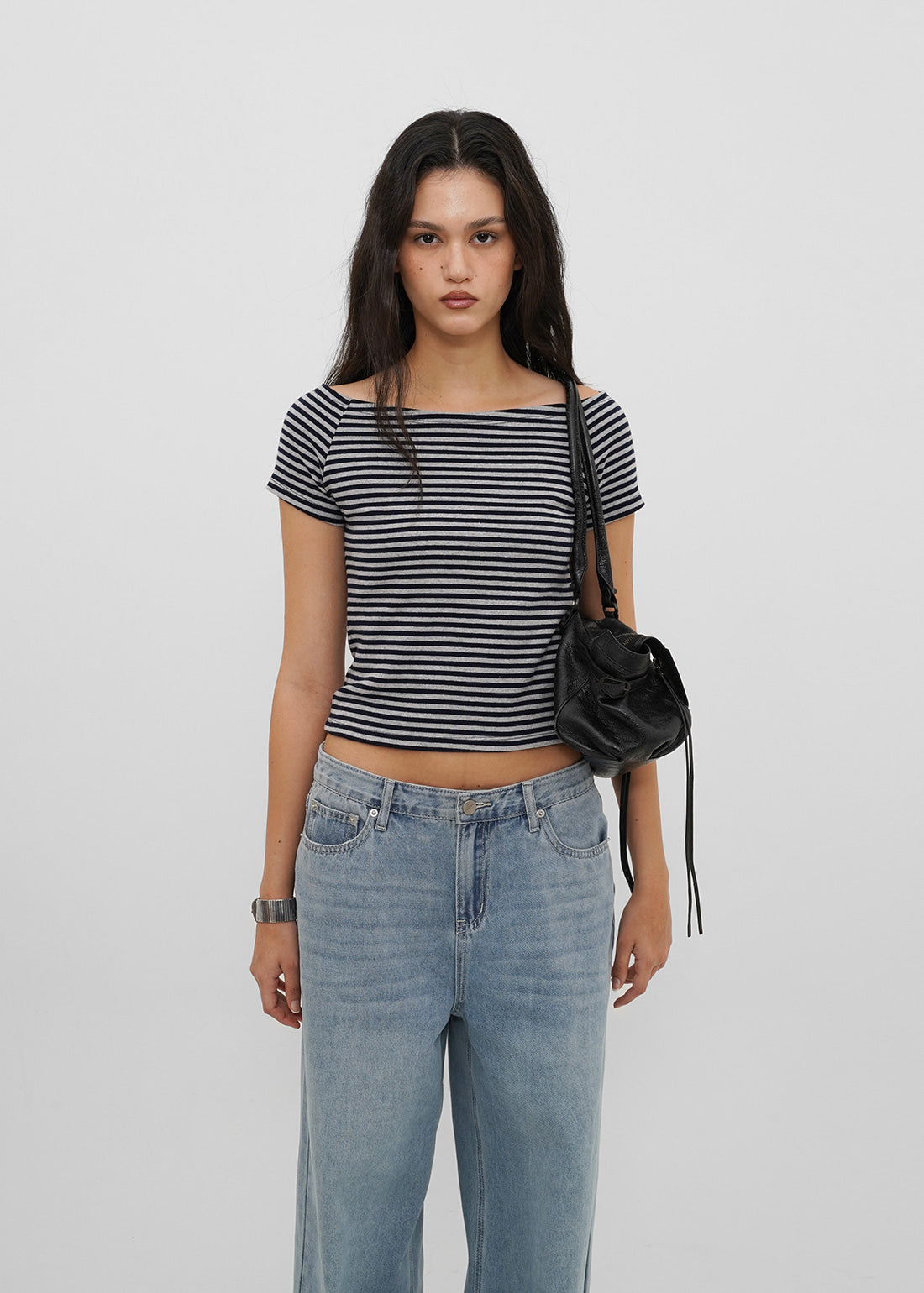 STANDARD SLIM OFF-SHOULDER SHORT SLEEVE TEE 11