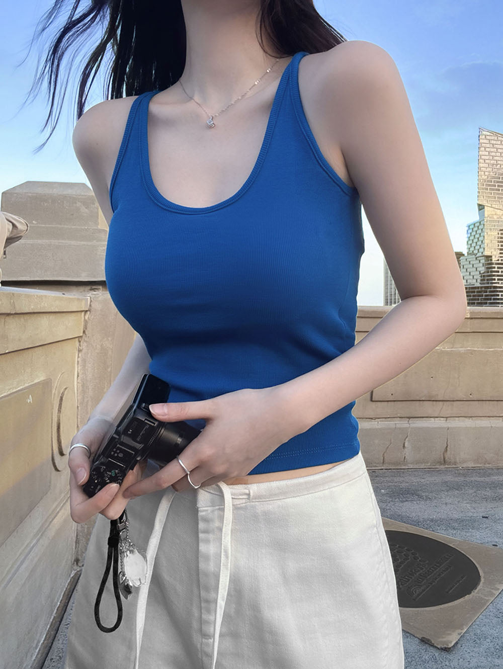 SLIM HALTER NECK SLEEVELESS - 3 COLORS
