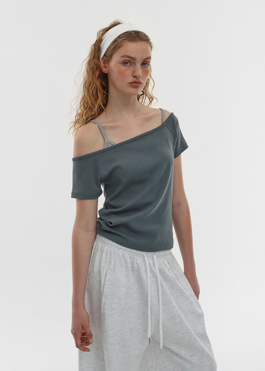 STANDARD OFF-SHOULDER SHORT SLEEVE TEE 6