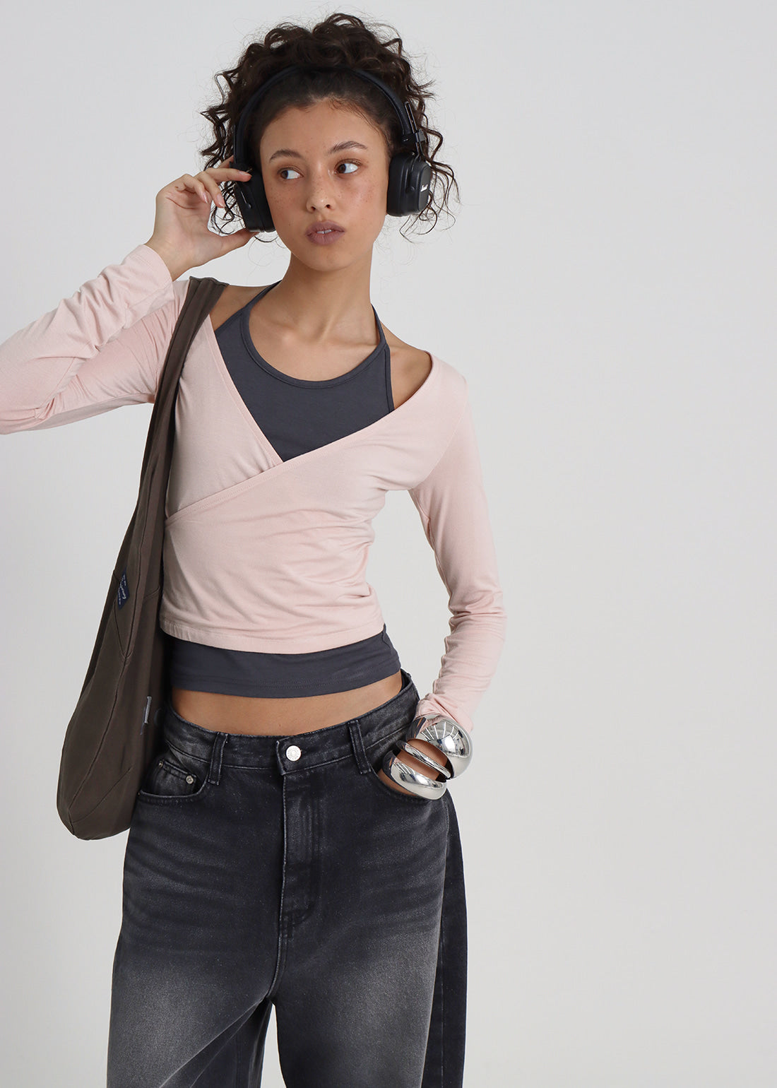 STRETCH DEEP V-NECK WRAP LONG SLEEVE TEE 2