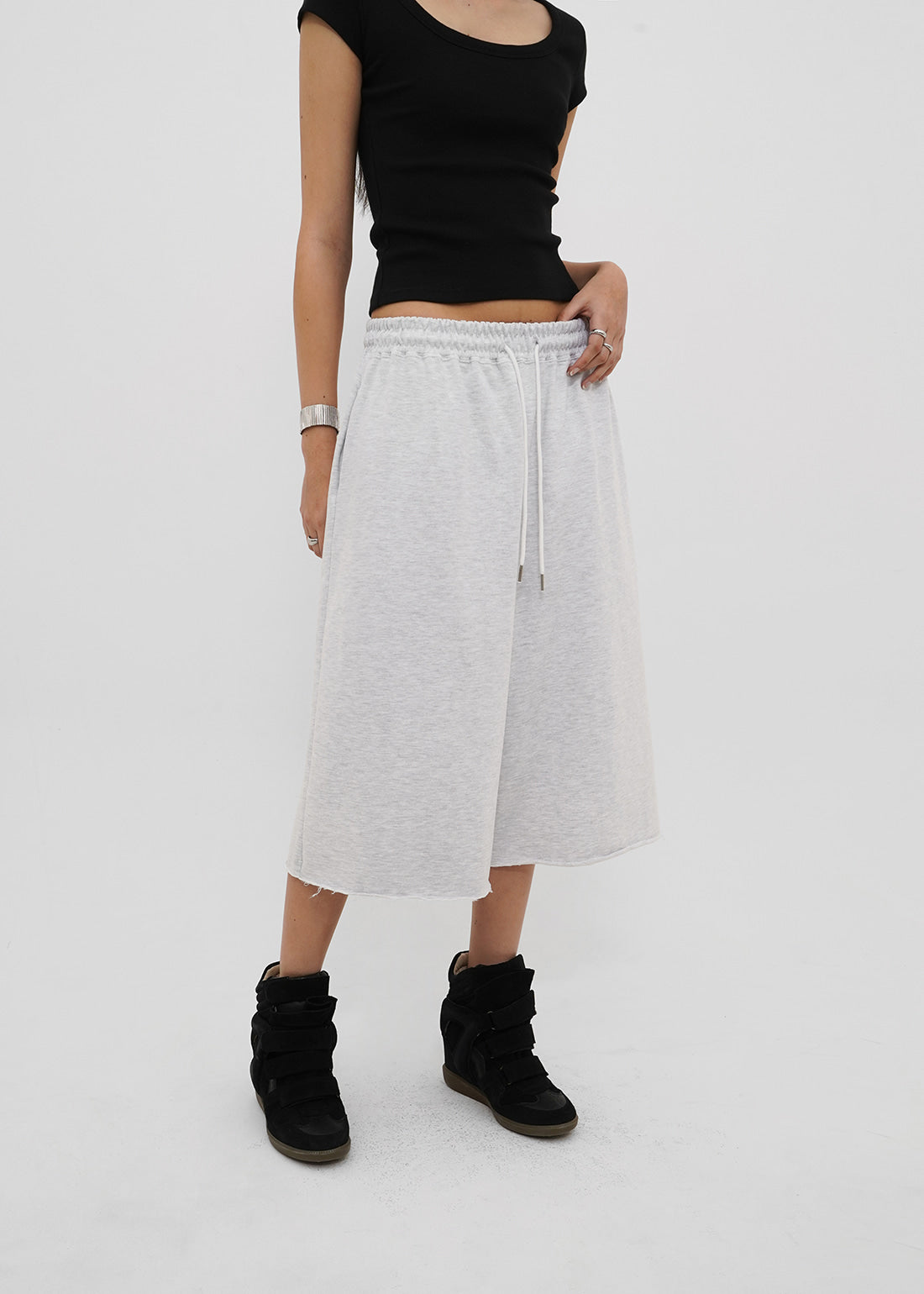MID SWEAT CUTTING BERMUDA PANTS - 3 COLORS 1