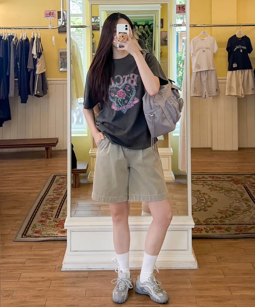 GLASSY ROSE PIGMENT TEE - CHARCOAL