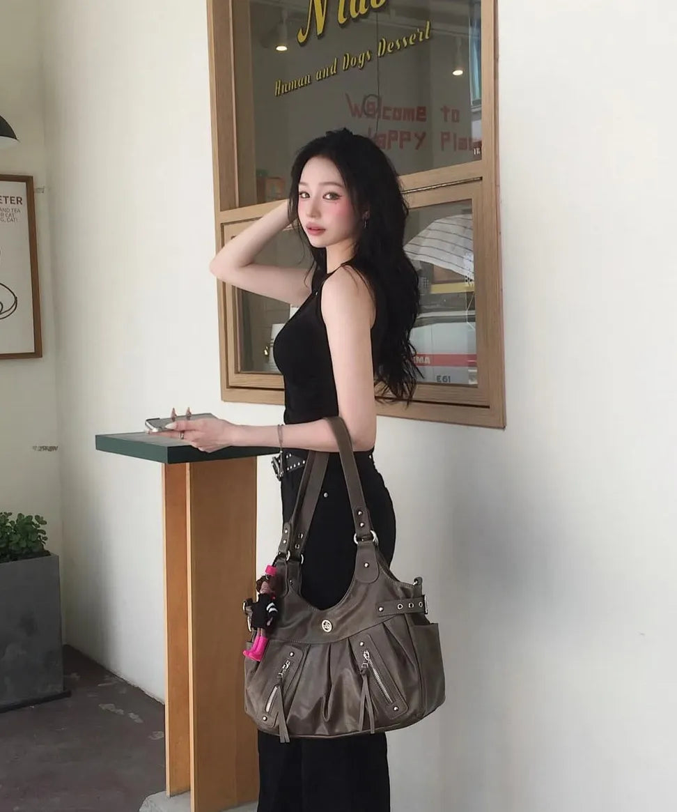 AMBER BUCKLE SHOULDER BAG BEIGE