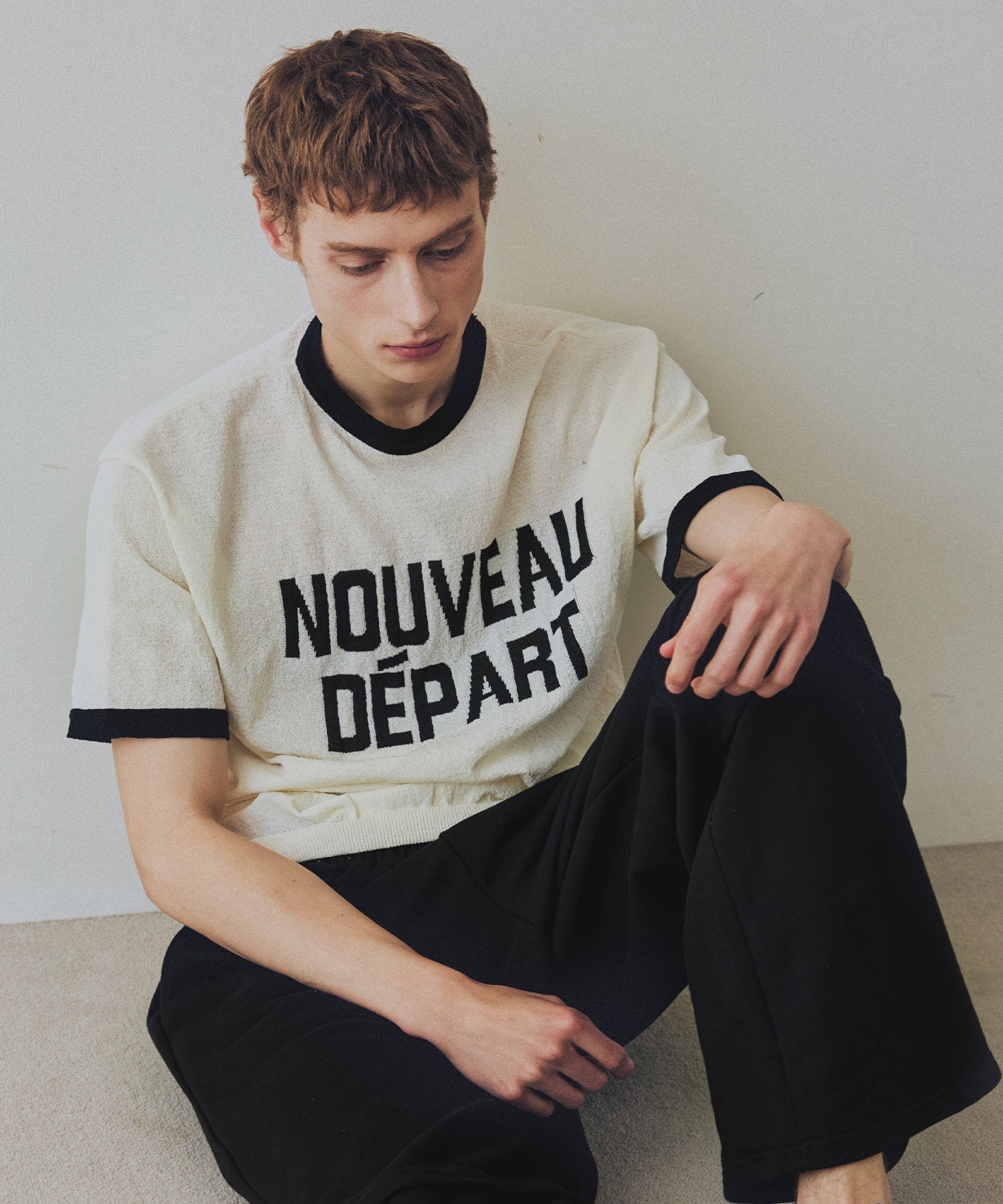 LETTERING SHORT SLEEVE COLOR BLOCK RINGER TEE - IVORY