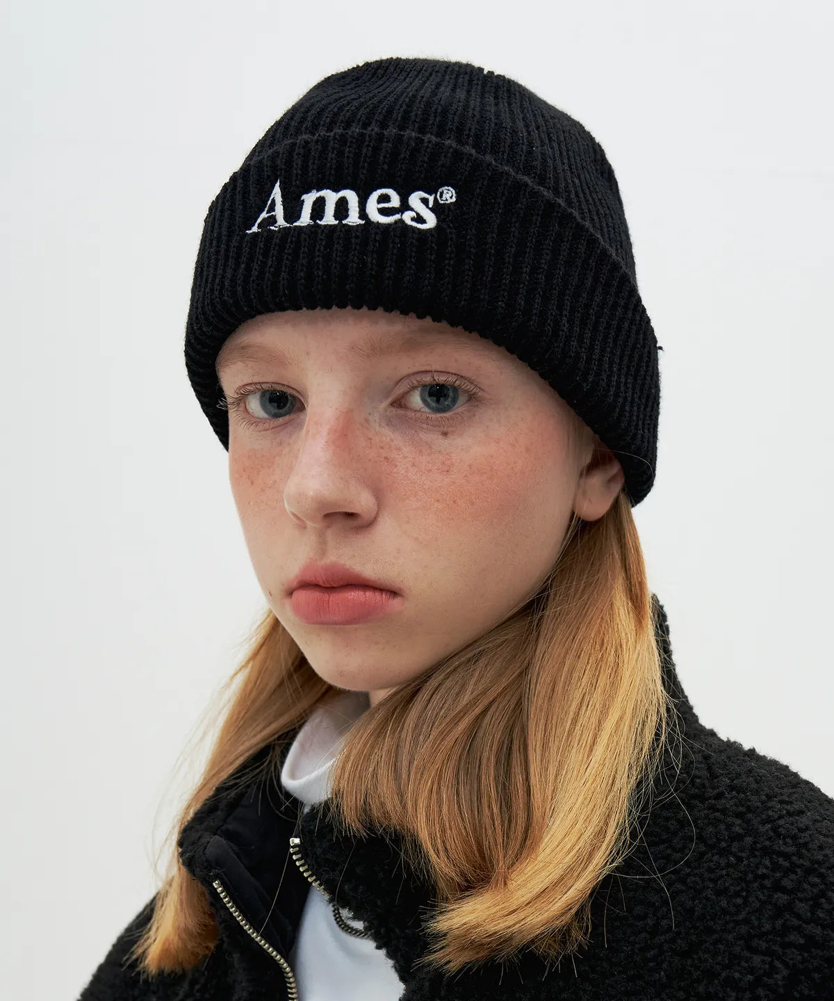 BASIC LOGO BEANIE BLACK