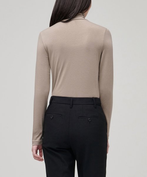 WOMENS TENCEL SLIM TURTLE NECK TEE #韓韶禧同款! - 16 COLORS BEIGE