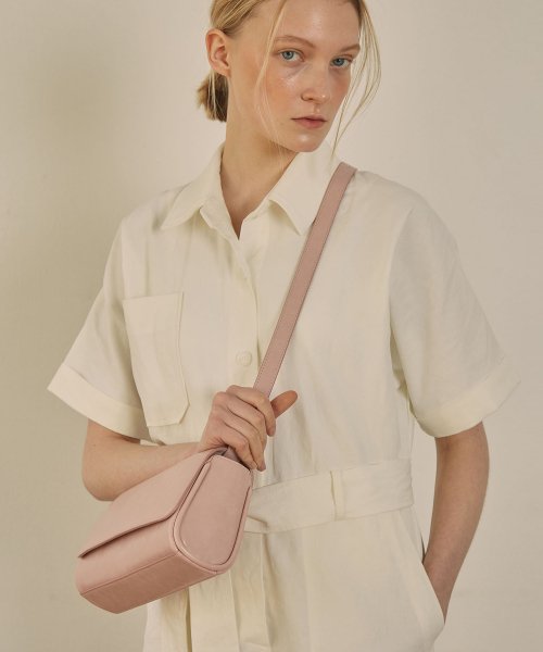 BUTTER BAG CLASSIC · BUTTER
