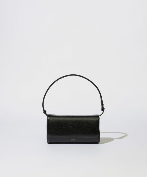 BUTTER BAG · BUTTER