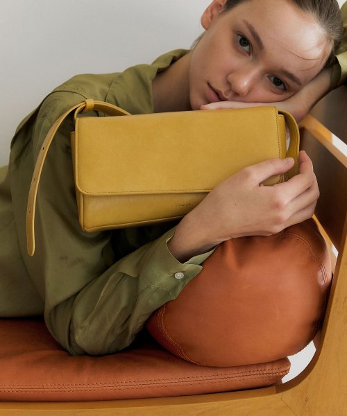 BUTTER BAG · BUTTER