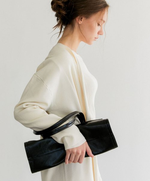 OBLONG BAG · - 3 COLORS BLACK