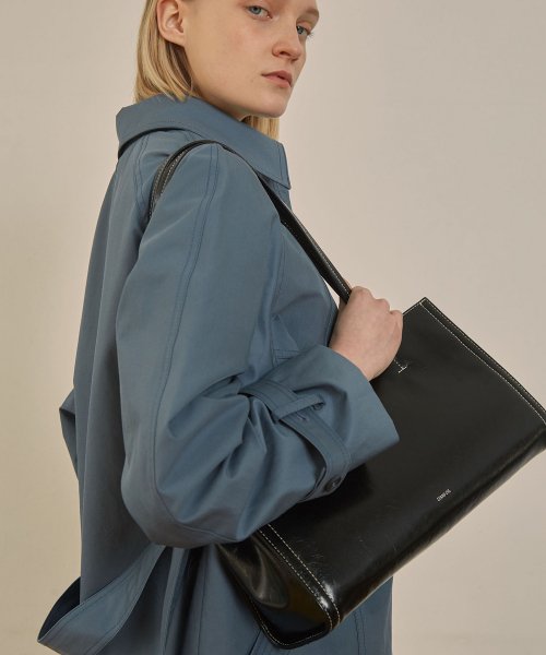 OBLONG BAG · - 3 COLORS BLACK